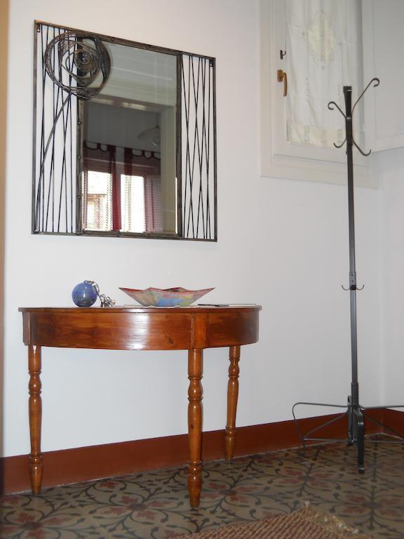 Casa Vacanze Trapani Via Merce Екстериор снимка